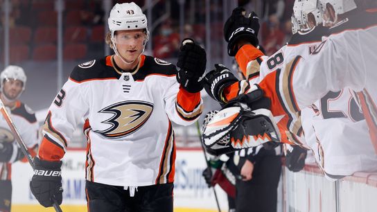 Penguins sign forward Heinen to one-way deal taken at PPG Paints Arena (Penguins)